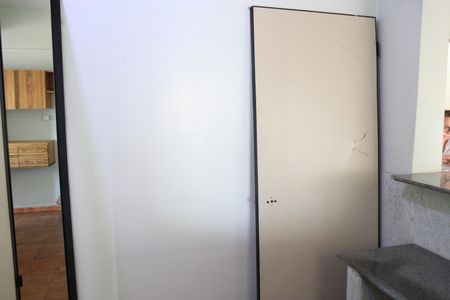 Sala 2 de apartamento para alugar com 2 quartos, 100m² em Setor Central, Goiânia