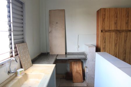 Apartamento para alugar com 100m², 2 quartos e sem vagaCozinha e Área de Serviço