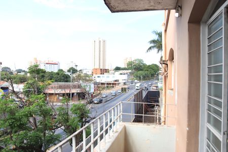 Sacada da Sala de apartamento para alugar com 2 quartos, 100m² em Setor Central, Goiânia