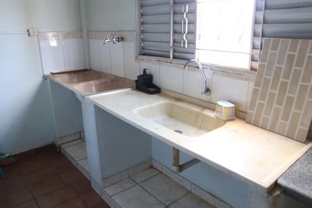 Apartamento para alugar com 100m², 2 quartos e sem vagaCozinha e Área de Serviço