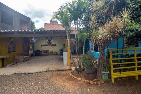 Casa para alugar com 450m², 6 quartos e 5 vagasQuintal