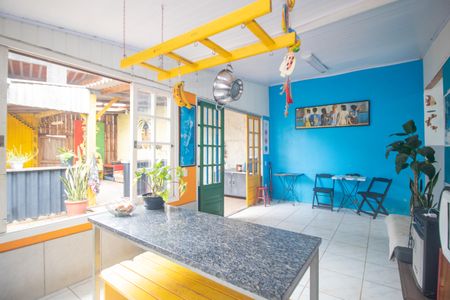 Casa para alugar com 450m², 6 quartos e 5 vagasCozinha