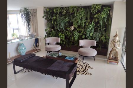 Apartamento à venda com 184m², 3 quartos e 6 vagasFoto 03