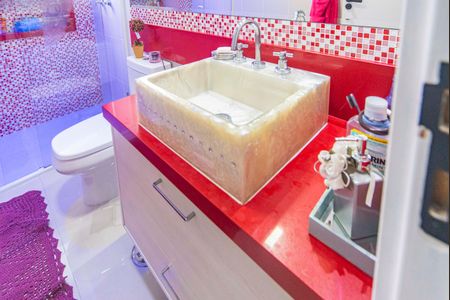 Apartamento à venda com 126m², 3 quartos e 3 vagas Apartamento à venda com 126m², 3 quartos e 3 vagasBanheiro do Quarto 2