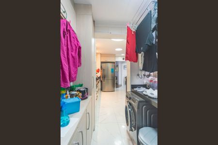 Apartamento à venda com 126m², 3 quartos e 3 vagas Apartamento à venda com 126m², 3 quartos e 3 vagasÁrea de Serviço