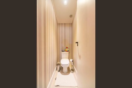 Apartamento à venda com 126m², 3 quartos e 3 vagas Apartamento à venda com 126m², 3 quartos e 3 vagasLavabo