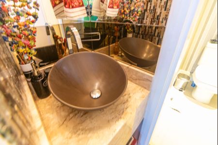 Apartamento à venda com 126m², 3 quartos e 3 vagas Apartamento à venda com 126m², 3 quartos e 3 vagasLavabo