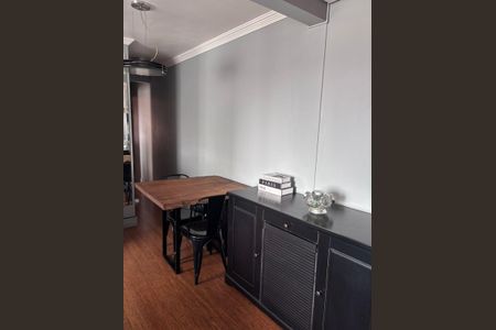 Apartamento para alugar com 58m², 2 quartos e 1 vaga Apartamento para alugar com 58m², 2 quartos e 1 vagaSala