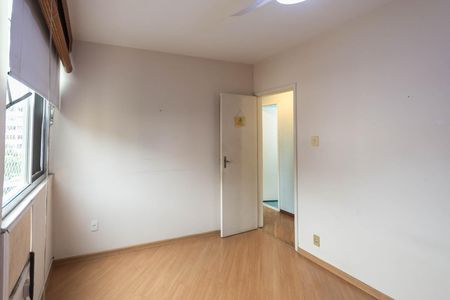 Apartamento à venda com 86m², 3 quartos e 1 vagaQuarto 2