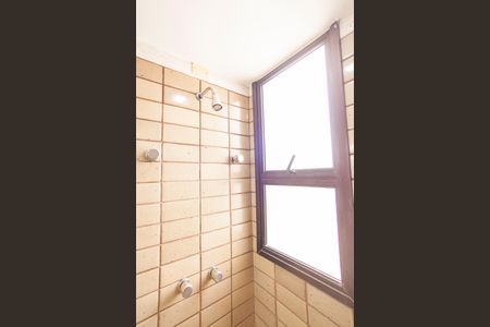 Apartamento para alugar com 263m², 3 quartos e 2 vagas Apartamento para alugar com 263m², 3 quartos e 2 vagasBanheiro da Suíte 3