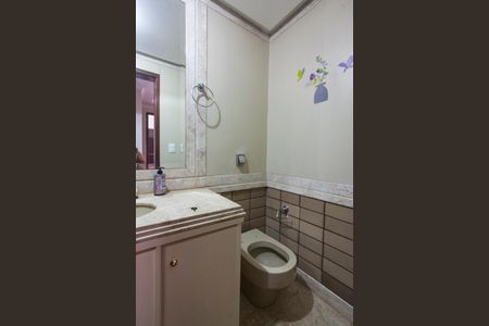 Apartamento para alugar com 263m², 3 quartos e 2 vagas Apartamento para alugar com 263m², 3 quartos e 2 vagasBanheiro Social