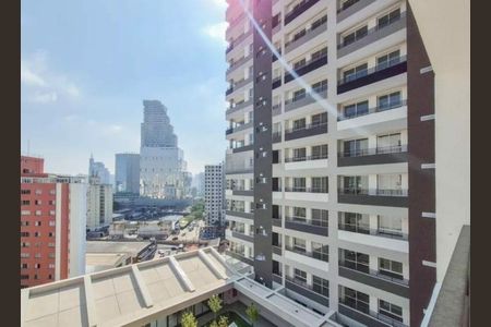 Apartamento à venda com 32m², 1 quarto e sem vaga