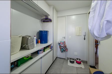 Apartamento à venda com 177m², 3 quartos e 3 vagasÁrea de serviço