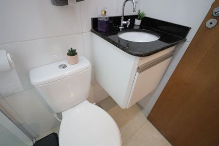 Apartamento à venda com 80m², 2 quartos e 2 vagas Apartamento à venda com 80m², 2 quartos e 2 vagasBanheiro