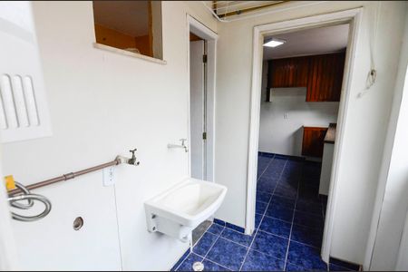 Apartamento à venda com 103m², 2 quartos e 1 vaga Apartamento à venda com 103m², 2 quartos e 1 vagaÁrea de Serviço