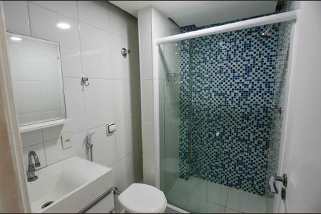 Apartamento à venda com 103m², 2 quartos e 1 vaga Apartamento à venda com 103m², 2 quartos e 1 vagaBanheiro da Suíte