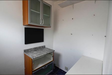 Apartamento à venda com 103m², 2 quartos e 1 vaga Apartamento à venda com 103m², 2 quartos e 1 vagaQuarto de Serviço