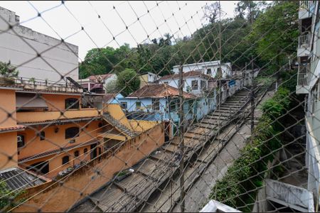 Apartamento à venda com 103m², 2 quartos e 1 vaga Apartamento à venda com 103m², 2 quartos e 1 vagaSala