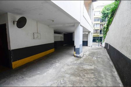 Apartamento à venda com 103m², 2 quartos e 1 vaga Apartamento à venda com 103m², 2 quartos e 1 vagaGaragem