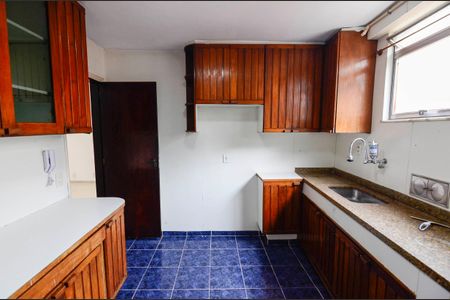 Apartamento à venda com 103m², 2 quartos e 1 vaga Apartamento à venda com 103m², 2 quartos e 1 vagaCozinha