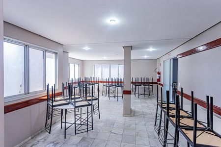 Apartamento para alugar com 58m², 2 quartos e 1 vagaÁrea comum - Salão de Festas