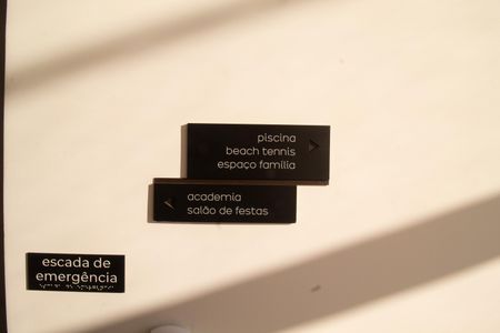 Apartamento à venda com 77m², 2 quartos e 1 vaga Apartamento à venda com 77m², 2 quartos e 1 vagaÁrea comum