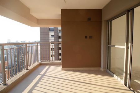 Varanda de apartamento à venda com 2 quartos, 77m² em Pinheiros, São Paulo