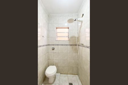 Casa à venda com 250m², 4 quartos e 2 vagas Casa à venda com 250m², 4 quartos e 2 vagasBanheiro Social