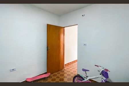 Casa à venda com 250m², 4 quartos e 2 vagas Casa à venda com 250m², 4 quartos e 2 vagasQuarto 1