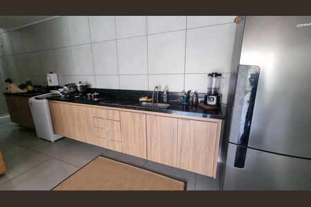 Casa de condomínio à venda com 160m², 1 quarto e 2 vagas Casa de condomínio à venda com 160m², 1 quarto e 2 vagasCozinha