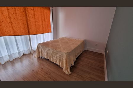 Casa de condomínio à venda com 160m², 1 quarto e 2 vagas Casa de condomínio à venda com 160m², 1 quarto e 2 vagasQuarto