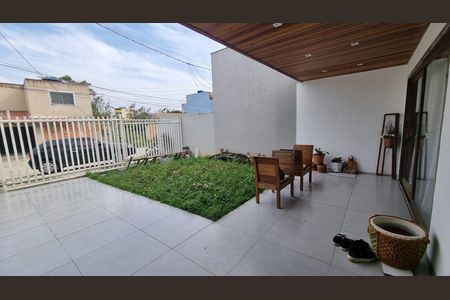 Casa de condomínio à venda com 160m², 1 quarto e 2 vagas Casa de condomínio à venda com 160m², 1 quarto e 2 vagasÁrea externa