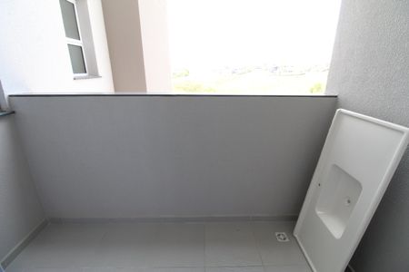 Apartamento para alugar com 60m², 2 quartos e 1 vagaSacada da Sala
