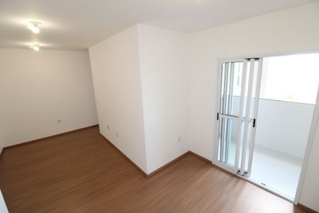 Apartamento para alugar com 60m², 2 quartos e 1 vagaSala