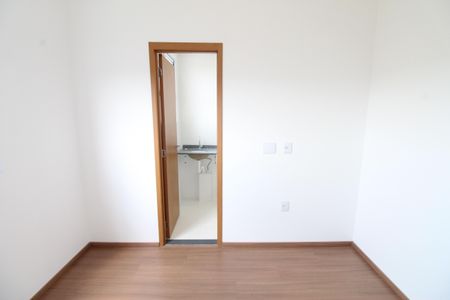 Apartamento para alugar com 60m², 2 quartos e 1 vagaSuíte