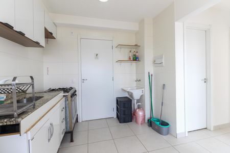 Apartamento para alugar com 32m², 2 quartos e sem vagaCozinha e Área de Serviço