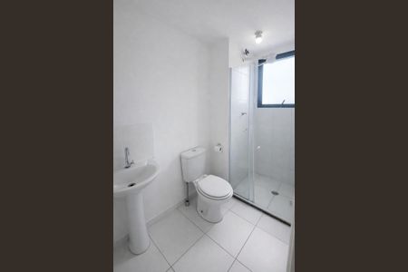 Banheiro de apartamento à venda com 2 quartos, 57m² em Padroeira, Osasco