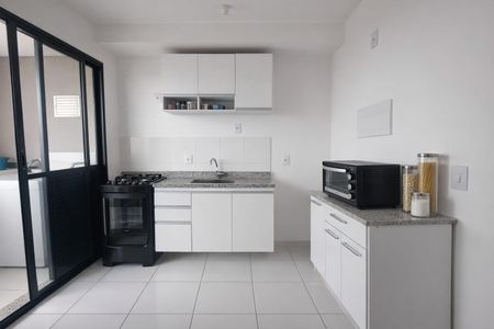 Cozinha de apartamento à venda com 2 quartos, 57m² em Padroeira, Osasco
