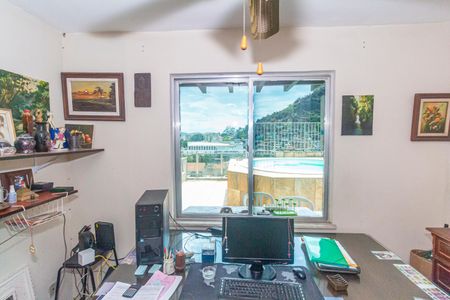 Apartamento para alugar com 240m², 4 quartos e 2 vagasSuíte 2