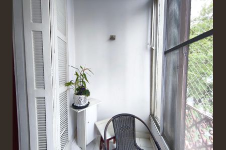 Apartamento à venda com 88m², 2 quartos e 2 vagasVaranda do Quarto 1