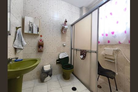 Apartamento à venda com 88m², 2 quartos e 2 vagasBanheiro