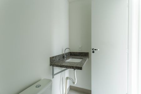 Apartamento à venda com 26m², 1 quarto e sem vaga Apartamento à venda com 26m², 1 quarto e sem vagaBanheiro da Suíte