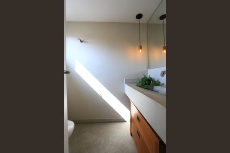 Apartamento à venda com 300m², 3 quartos e 3 vagas Apartamento à venda com 300m², 3 quartos e 3 vagasLavabo 2