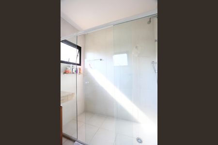 Apartamento à venda com 300m², 3 quartos e 3 vagas Apartamento à venda com 300m², 3 quartos e 3 vagasBanheiro da Suíte 3