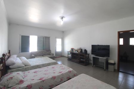 Casa à venda com 550m², 6 quartos e 6 vagasSuíte 1