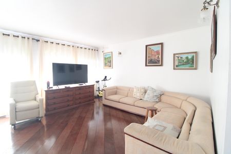 Casa à venda com 550m², 6 quartos e 6 vagasSala 1