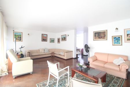 Sala 1 de casa à venda com 6 quartos, 550m² em Planalto Paulista, São Paulo