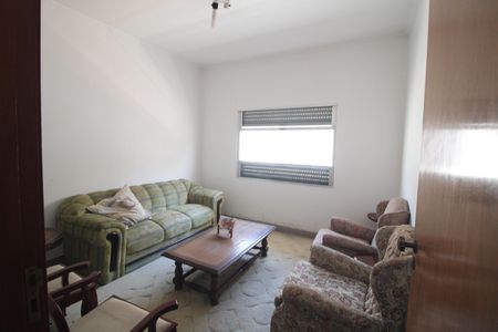 Casa à venda com 550m², 6 quartos e 6 vagasQuarto 3