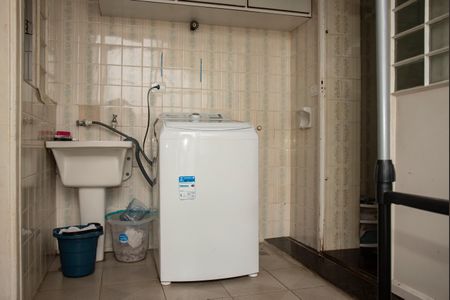 Casa à venda com 200m², 3 quartos e 3 vagasÁrea de Serviço