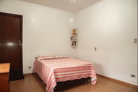 Casa à venda com 200m², 3 quartos e 3 vagasSuíte 3